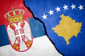 ЕС и США призывают Косово отступить в противостоянии с сербами или столкнуться с последствиями