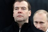 Медведев угрожает ракетным ударом суду в Гааге