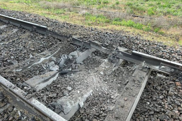 Херсон і область зазнали обстрілу: пошкоджено критичну та залізничну інфраструктуру