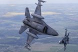 Поставка перших F-16 в Україну: що відомо