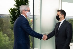 Volodymyr Zelensky and Tim Cook: meeting of the President of Ukraine and Apple CEO