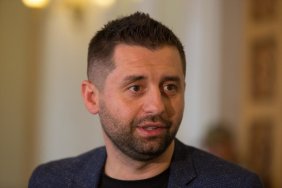 Давид Арахамія: Голосування за нового главу українського Парламенту ймовірно відбудеться 8 жовтня   