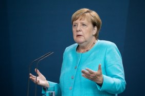 Angela Merkel will work on the «Normandy meeting» daily until the end of her term – Ambassador