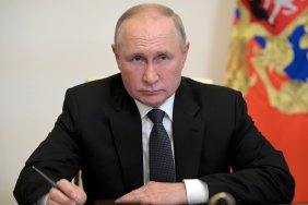 Можемо подивитися на нього в бінокль або приціл - Путін про корабель США в Чорному морі 