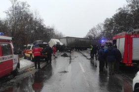Маршрутка, яка потрапила у смертельну ДТП на Чернігівщині, була переобладнана з вантажного спринтера, - Найєм