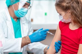 Стало відомо, коли МОЗ може дозволити COVID-вакцинацію дітей від 5 років