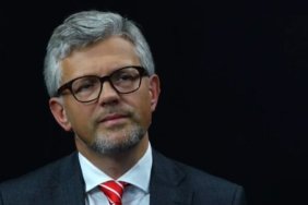 Посол Мельник звернувся особисто до глави МЗС ФРН для схвалення Берліном постачання зброї в Україну