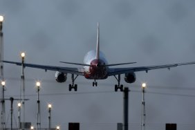 Вже три країни ЄС закрили небо для Росії. Авіакомпанії окупанта масово скасовують рейси