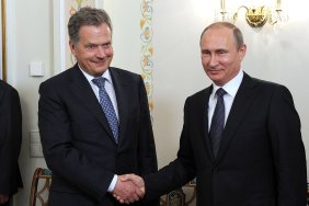 Президент Фінляндії Саулі Нііністьо провів телефонну розмову з Путіним