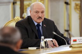 Росія не повинна сама боротися з розширенням НАТО - Лукашенко