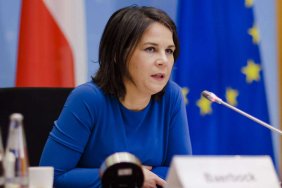 Бербок: Україна має перемогти у війні