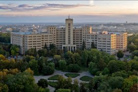 Мер Харкова: місто обстрілюють не часто, але сильно