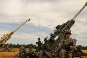 Канада передасть Україні замінні стволи для гаубиць M777
