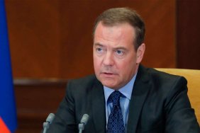 Медведєв пригрозив Молдові через бажання приєднатися до санкцій проти РФ