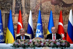 Україна та Росія підписали угоду про експорт українського зерна Чорним морем