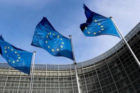 EU rushes to adopt price cap on Russian oil after Putin's threats - Bloomberg