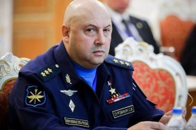 Не виключаю непростих рішень - Суровікін про ситуацію в Херсоні