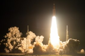 NASA успішно запустило місію Artemis 1 на Місяць
