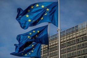У ЄС погодили ліміт цін на нафту з Росії на рівні 60 доларів - ЗМІ