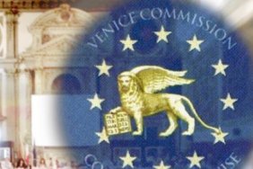 Україна відкладає зміни до закону про олігархів, які були вимогою ЄС