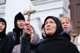 Скандал продовжується: до Лаври знову не пускають комісію Мінкульту 