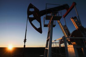Обмеження проти російської нафти: прибутки Росії впали на 43% за рік