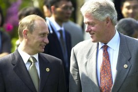 Клінтон: путін ще у 2011 говорив, що не визнає цілісність України