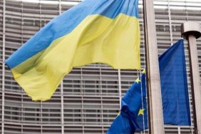 Біля будівлі Єврокомісії у День Європи підняли прапор України
