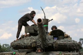 Бої за Бахмут, просування на півдні та нові загрози від рф: огляд фронту за тиждень