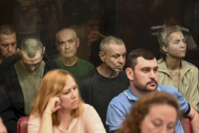 У Ростові-на-Дону розпочався суд над 22 "азовцями". В офісі президента України цей судовий процес назвали "воєнним злочином"