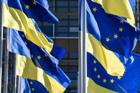 У жовтні Єврокомісія може запропонувати Україні почати переговори про вступ до ЄС