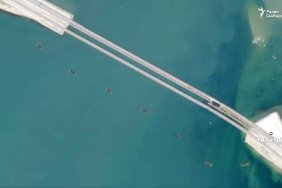 Росія затопила човни вздовж Кримського мосту для захисту від дронів