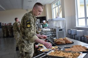 Військовим хотіли продати мільйон низкопробних комплектів їжі, - Генпрокурор