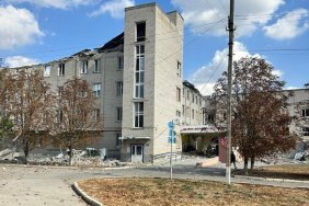 Російські війська обстріляли Берислав: пошкоджено лікарню