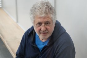 Коломойському продовжили арешт ще на місяць