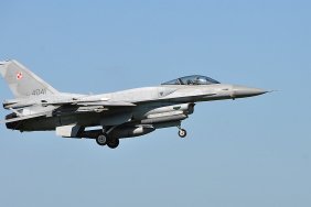 Ukrainian pilots started training on F-16 in the air - Ihnat