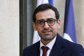 МЗС Франції: Україна не просила надіслати війська, але ми нічого не виключаємо