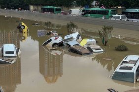People unite on social media to help flood victims