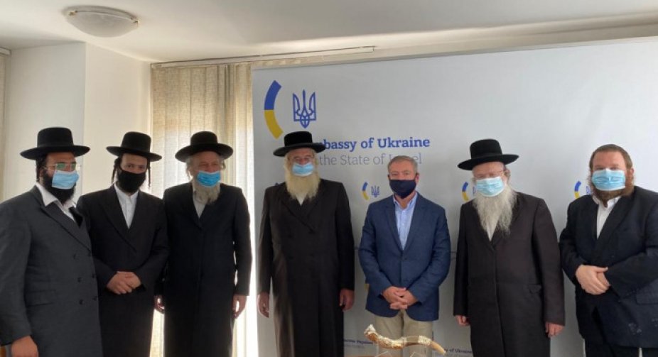 Посол України Євген Корнійчук зустрівся з представниками Бреславського рабинського комітету в Ізраїлі