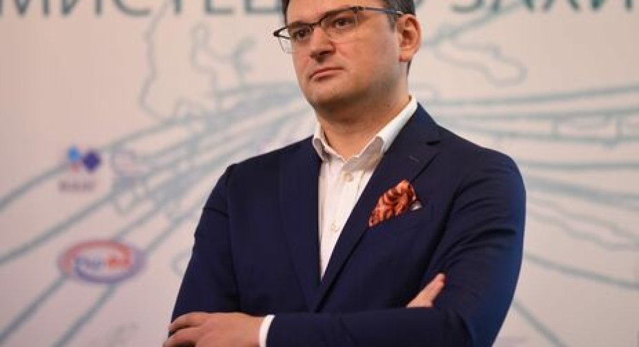 Кулеба: Росія перетворила Крим в військову базу, від якої намагається всіх відлякати