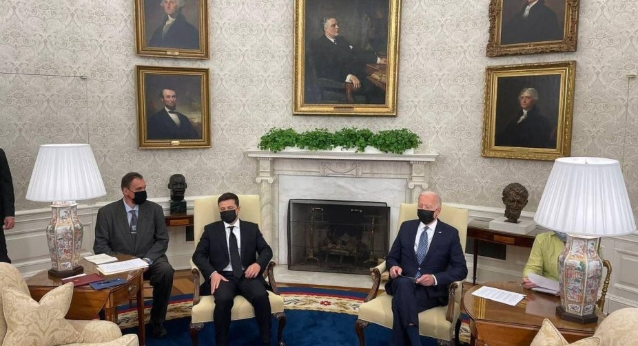 Zelenskyy-Biden meeting begins