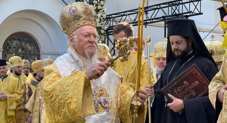 Вселенський Патріарх закликає Українську Православну Церкву до «мирного співіснування»