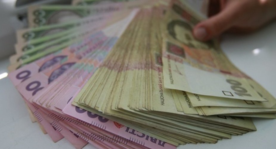 5 000 грн рівно: Рада встановила чіткий ліміт на переказ грошей без фінмоніторингу