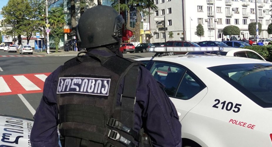 Грабіжник захопив заручників у відділенні «Банку Грузії»