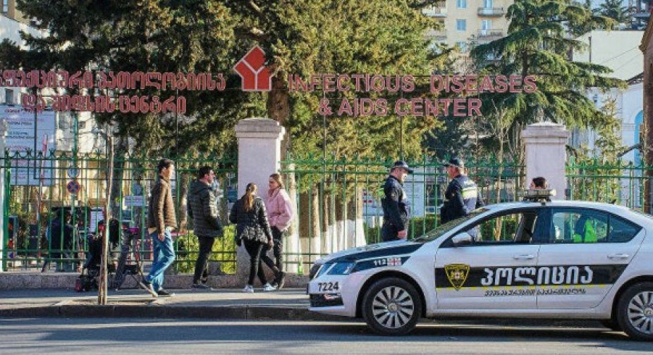 У Грузії відновив роботу громадський транспорт, зупинений раніше через COVID-19