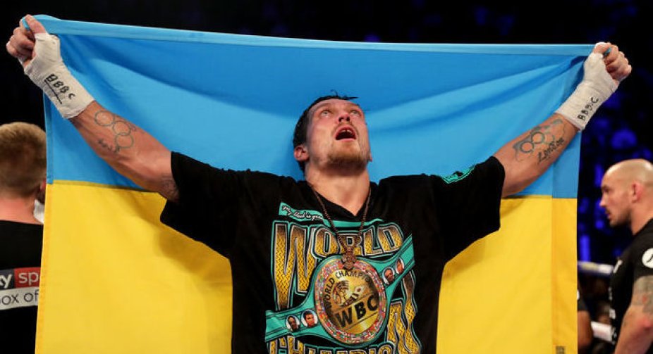 Усик переміг Джошуа і став чемпіоном світу в суперважкій вазі
