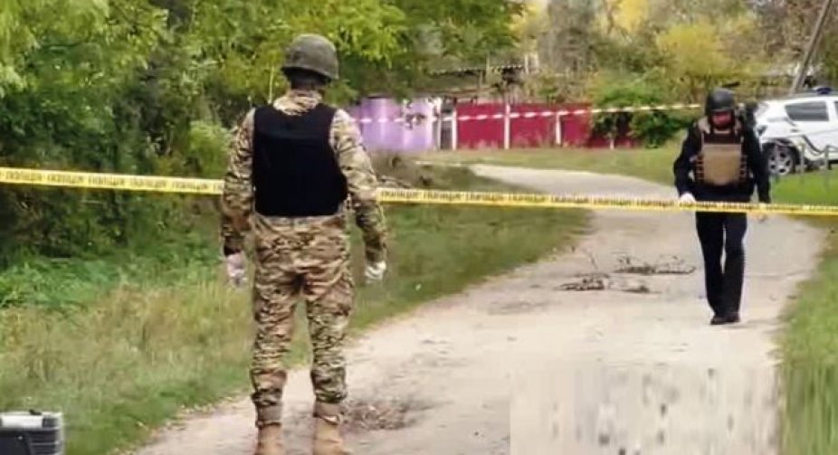 Під Одесою поліцейські застрелили озброєного чоловіка, який відкрив вогонь в селі, і порушили кримінальну справу