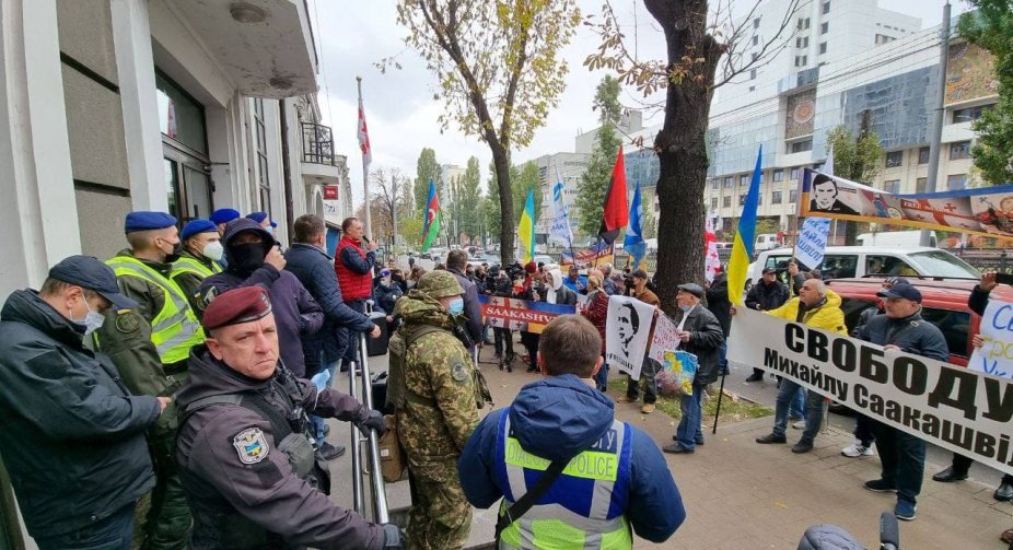 Акція протесту за свободу Михайлу Саакашвілі пройшла сьогодні в Києві біля посольства Грузії