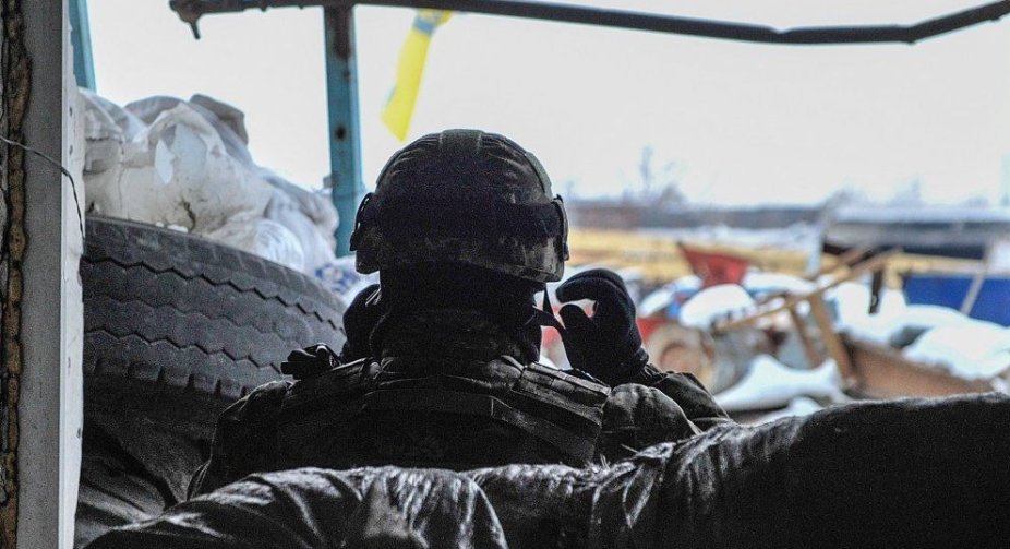 Окупанти на Донбасі обстріляли низку українських позицій, загинули двоє військових