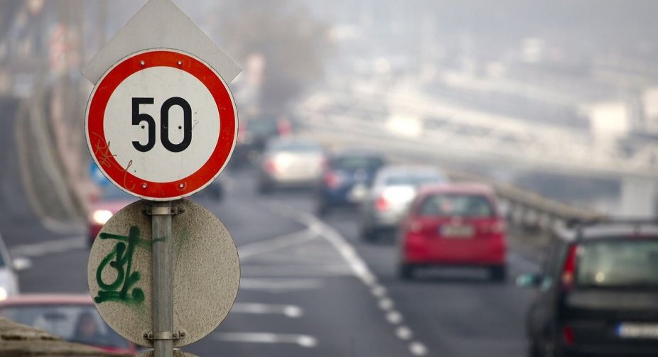 З 1 листопада в Україні почнуть діяти нові ПДР. Що зміниться?